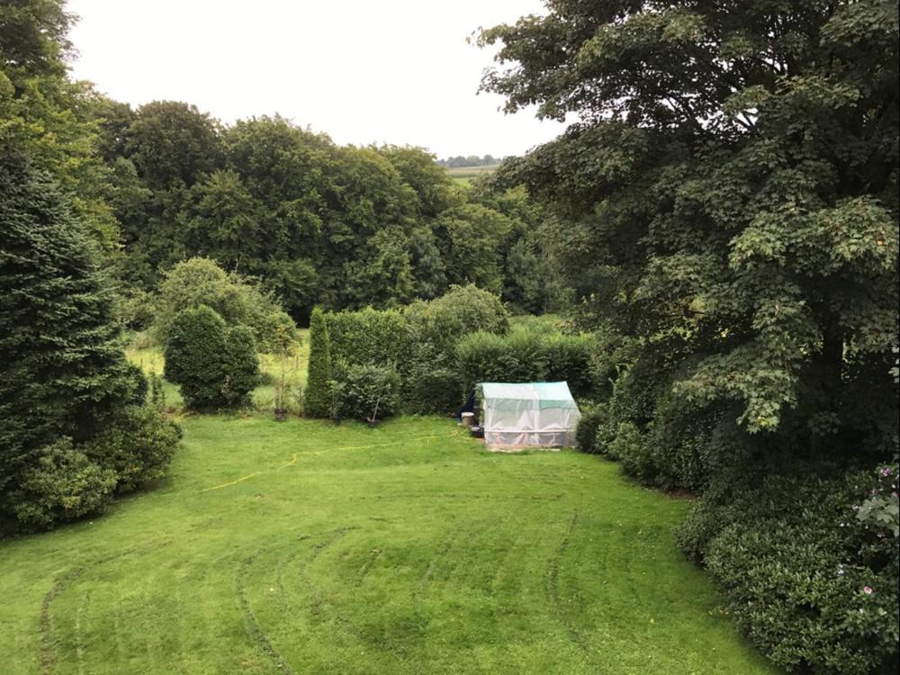 Grosse Wohnung 20 Km Von Koeln Bis Zu 17 Personen Rosrath Exterior photo
